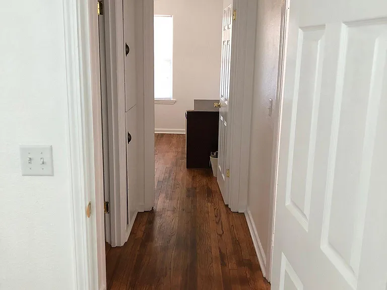 704 W 9th Ave — Photo 23