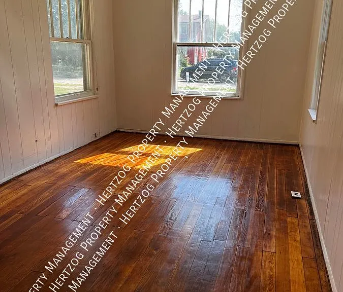 722 N Palm St — Photo 8