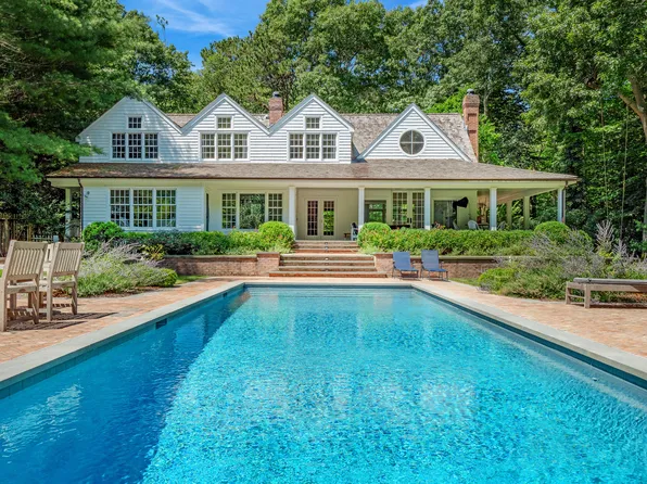 28 Cedar Trl, East Hampton, NY 11937