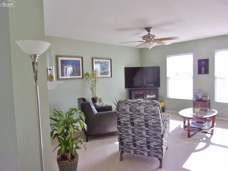 3186 Pine Run Dr — Photo 24
