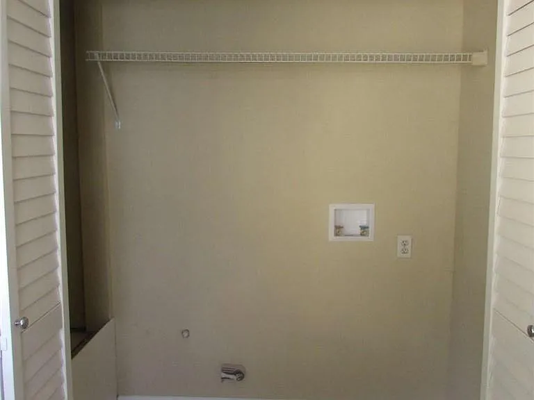 1504 Cain Ct — Photo 11