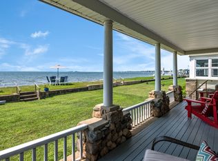 137 2nd Ave, Westbrook, CT 06498