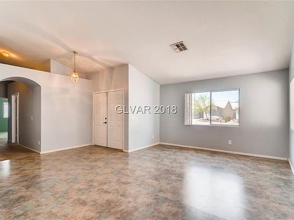 5th image of 3915 Vidalia Ave