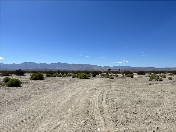 2nd image of 147 E Avenue R Lot 10