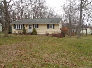108 Overbrook Dr, Vernon, CT 06066
