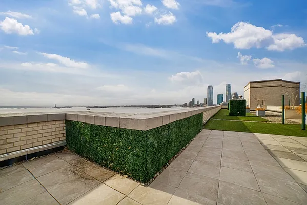Rented by Battery Park Realty | media 23