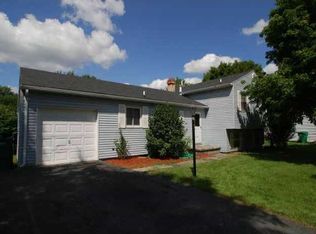 163 Fox Chapel Rd, Henrietta, NY 14467