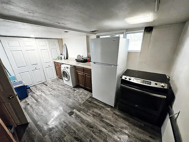 1650 Ingalls St #B — Photo 4