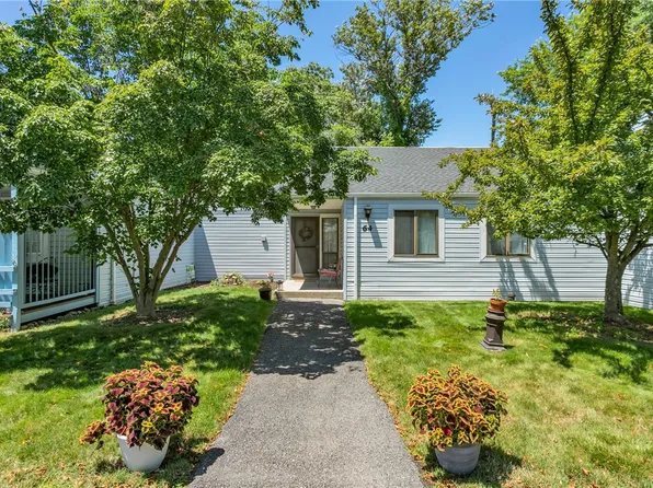 64 Strawberry Ln, Wexford, PA 15090