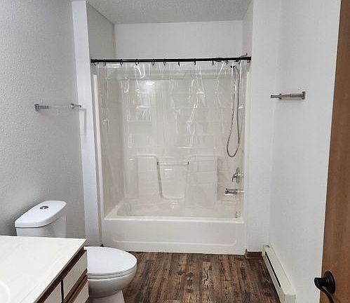 2nd image of 600 Buwalda Dr APT 1