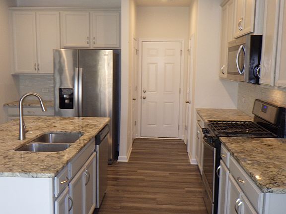 5th image of 1123 Doe Blossom Ln