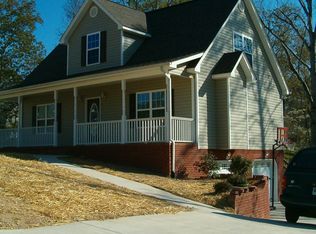 49 Duckett Dr, Flintstone, GA 30725