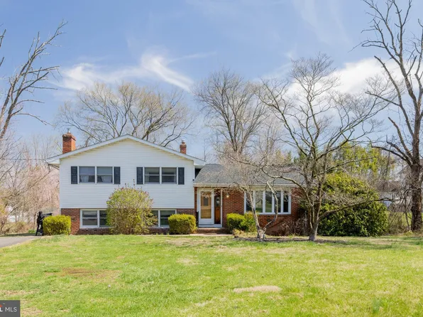 954 Bear Tavern Rd, Ewing, NJ 08628