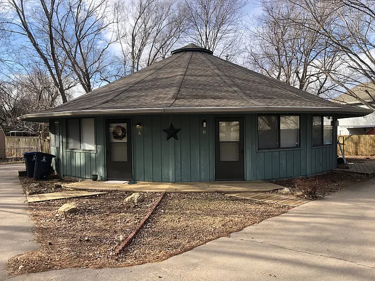 2235 N Wedgewood Dr — Photo 5