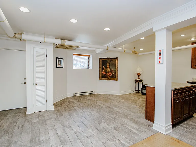 622 W Briar Pl #G — Photo 7