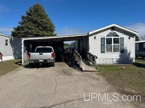 1600 S 30th St, Escanaba, MI 49829