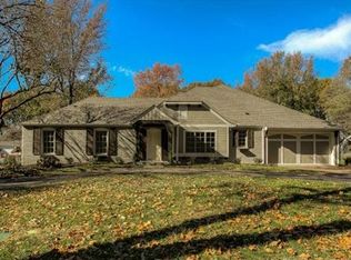 8220 Ensley Ln, Leawood, KS 66206