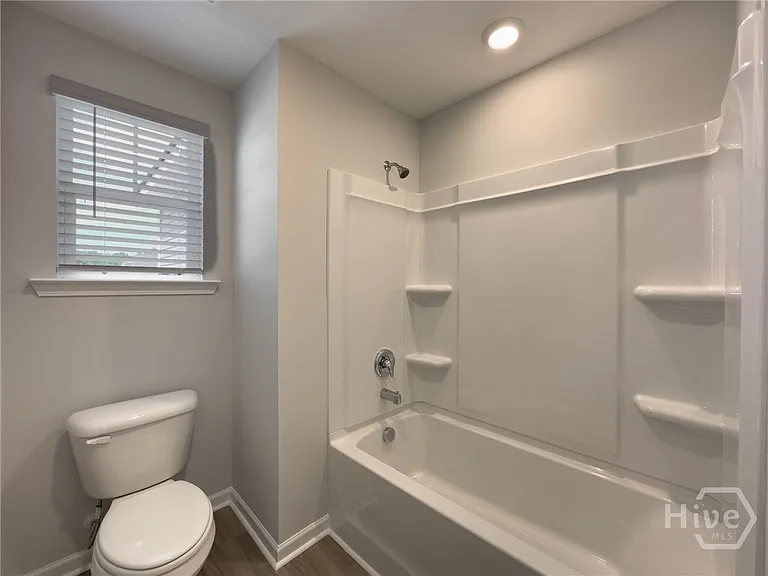 115 Melody Dr — Photo 21