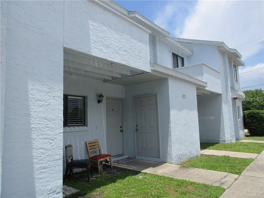 2 bed, 2.5 bath, 1088 sqft, $1,550 — Photo 2