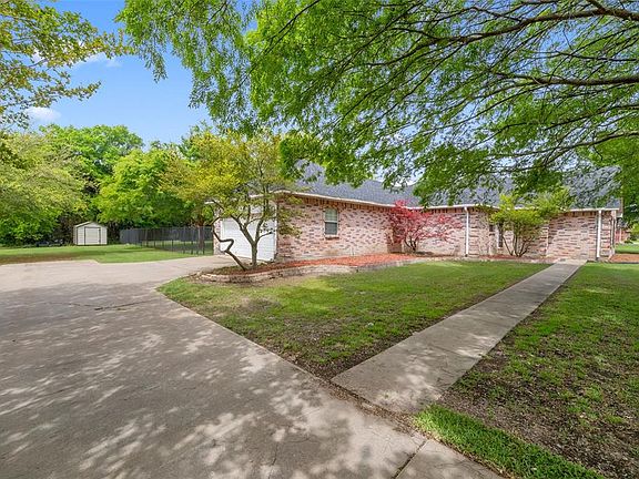 3rd image of 2410 The Crossings Dr