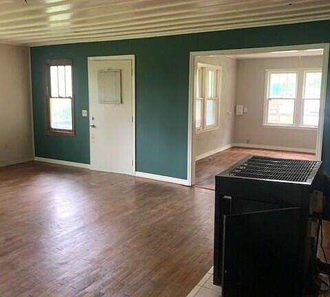 2nd image of 424 Reno Springs Master Road