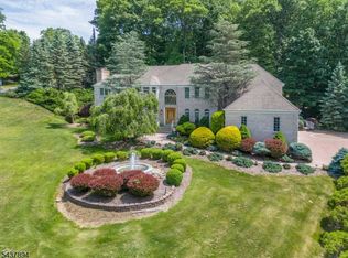 5 Raine Tree Ct, Kinnelon Boro, NJ 07405