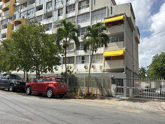 2nd image of Cond Cristal APT 201