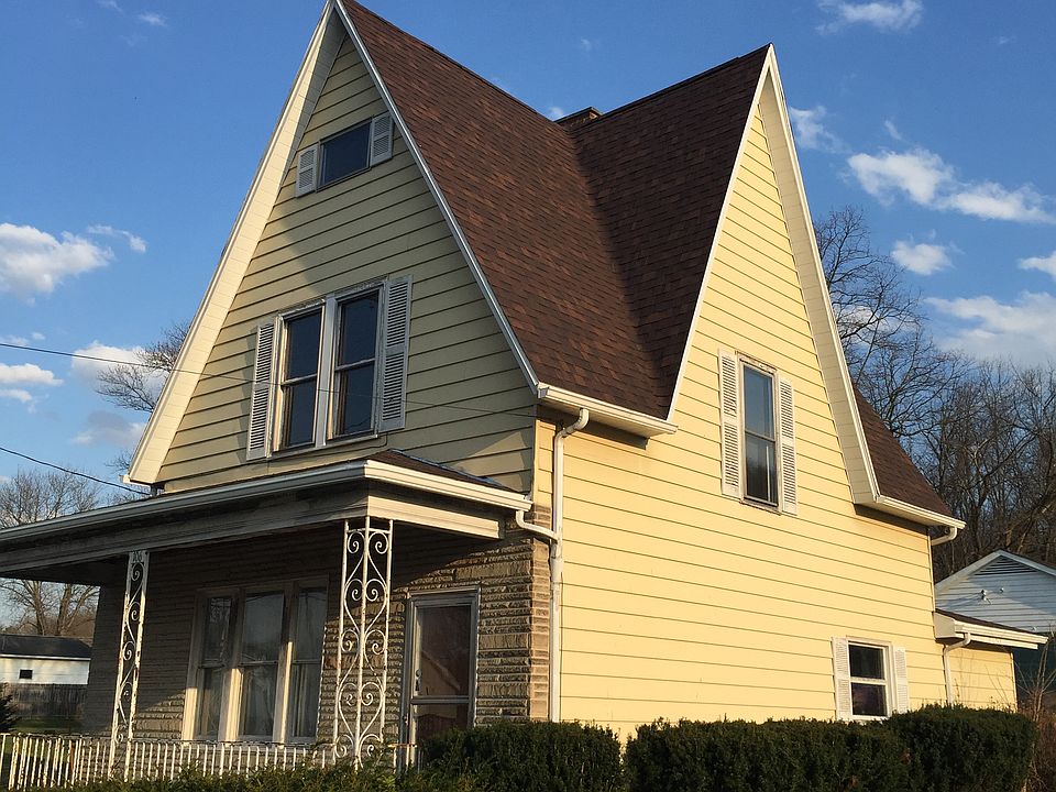 Front exterior (2016)
