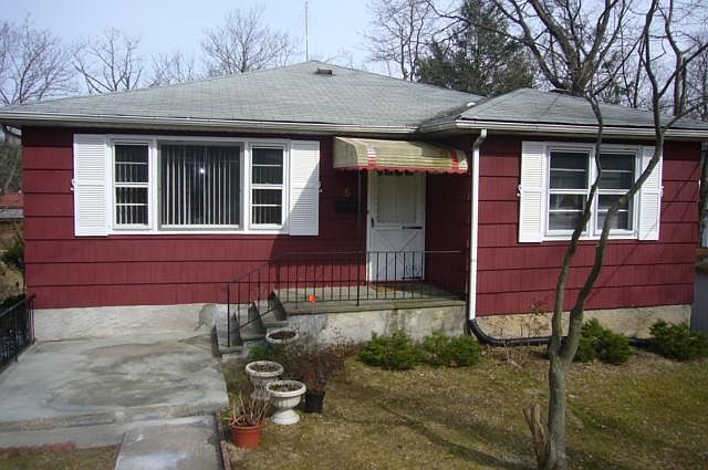 1st image of 5 Rogers Ave