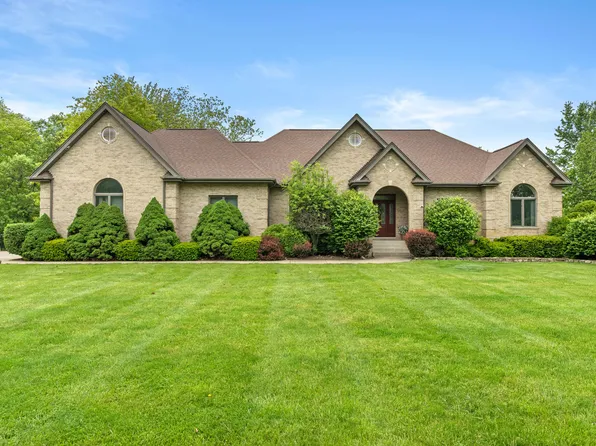 8600 Beall St, Dyer, IN 46311