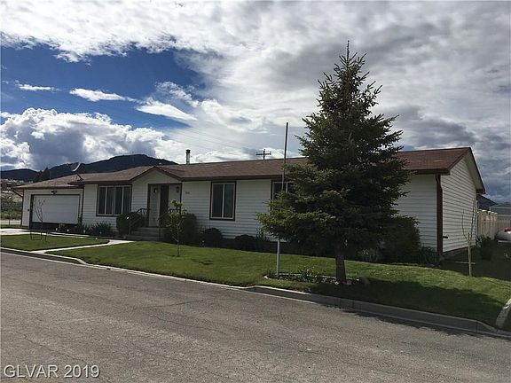 4th image of 1601 Park Ave