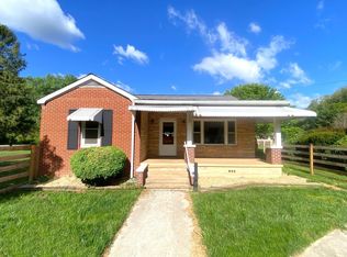 180 1st St, Caldwell, WV 24925