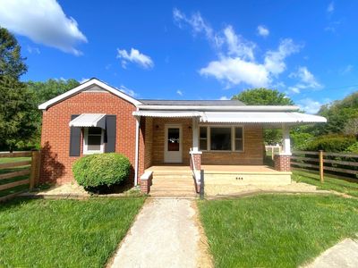 180 1st St, Caldwell, WV, 24925
