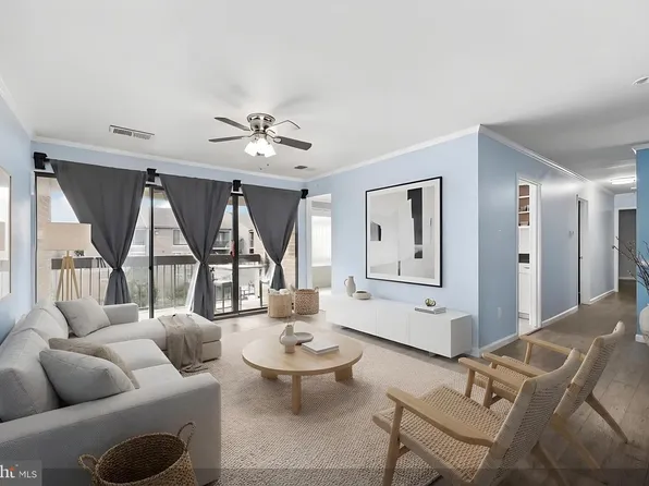 549 Florida Ave APT 201, Herndon, VA 20170