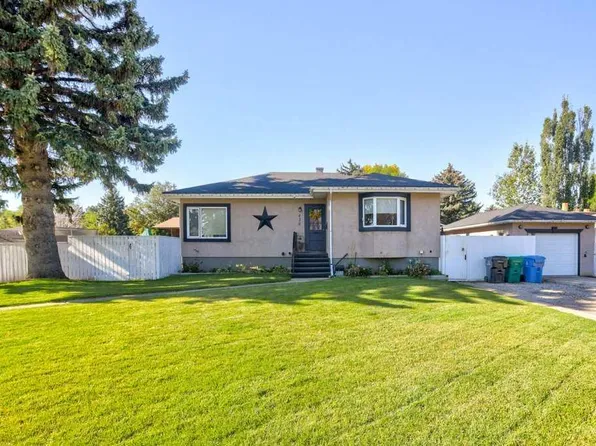 430 Dieppe Blvd S, Lethbridge, AB T1J 3X1