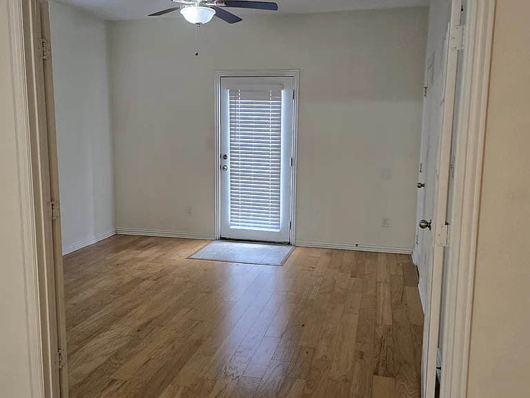 Guest Bedroom/Office