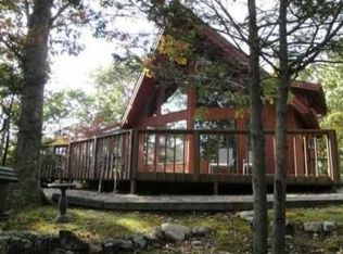 4 Bridgette Ln, Westerly, RI 02891