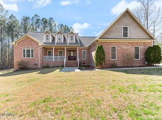 230 Cypress Woods Ln, Cameron, NC 28326
