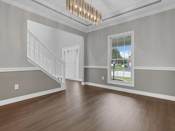 3rd image of 111 Longleaf St