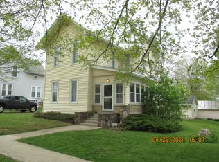 221 S Main St, Camden, MI 49232