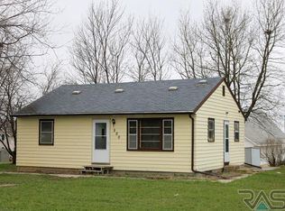 500 Royce St, Garretson, SD 57030