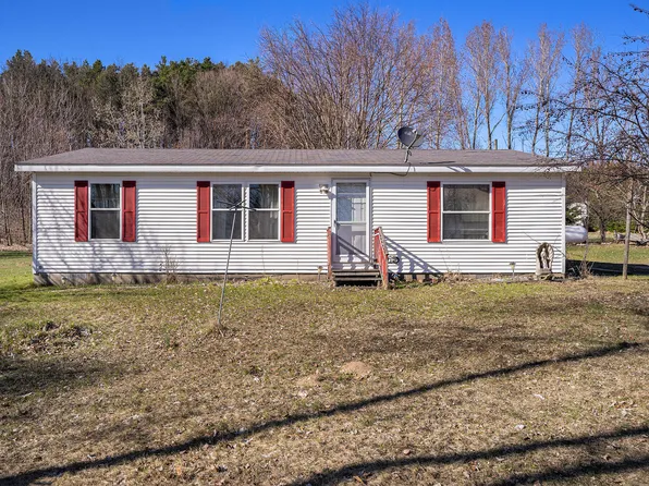 4266 W Buchanan Rd, Shelby, MI 49455