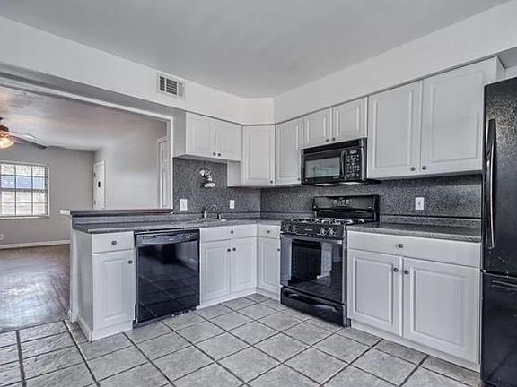 3rd image of 443 S Clay Ave APT D