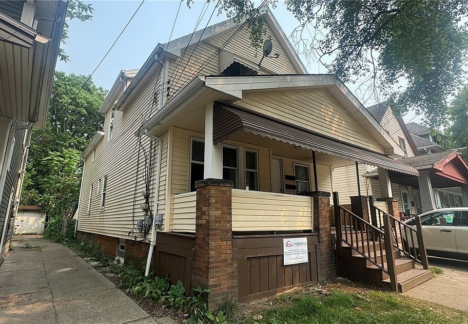 1st image of 3449 W 54th St