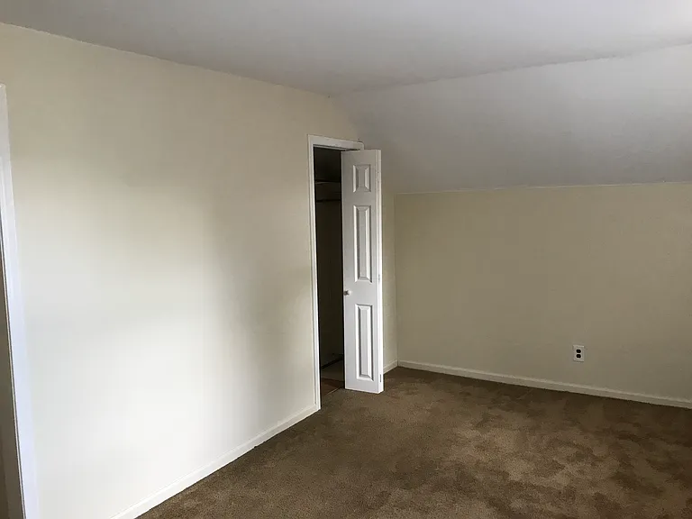 3659 Oakshire Dr — Photo 13