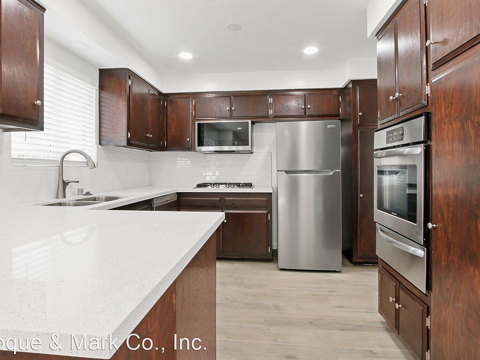 1st image of 828 18th St #3