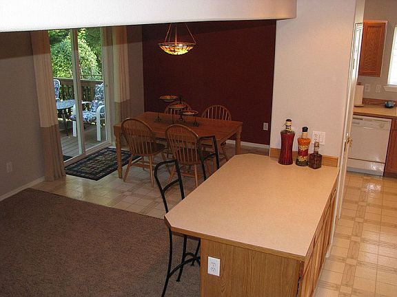 Flowing Floorplan