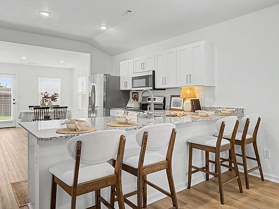 5th image of 212 Alex Jordan Drive