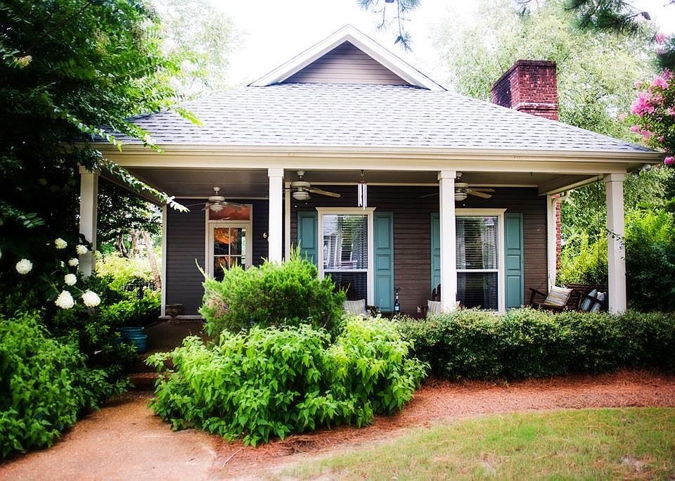 1st image of 601 Piedmont Dr