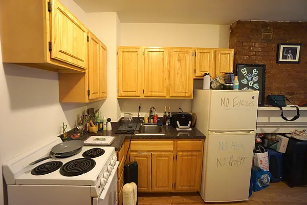 Rented by Best Apartments North Inc | media 19